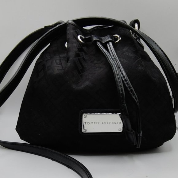 Tommy Hilfiger Crossbody Black Bag - Picture 1 of 4